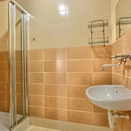 Apartdom * Krynica Zdroj
